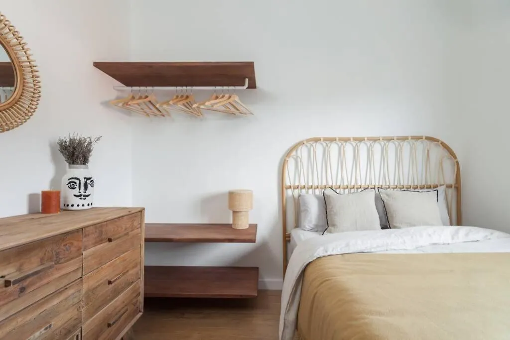 Vakantiehuis Ht- From Bcn.. To Heaven!! 4Bedrooms With Terraze! Barcelona Spanje
